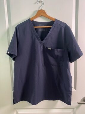 Figs Dark Blue Scrub Top Size XL